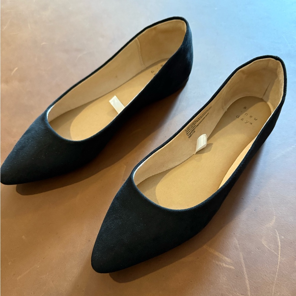 Target Black Suede Flats Shoes, size 9 NWOT